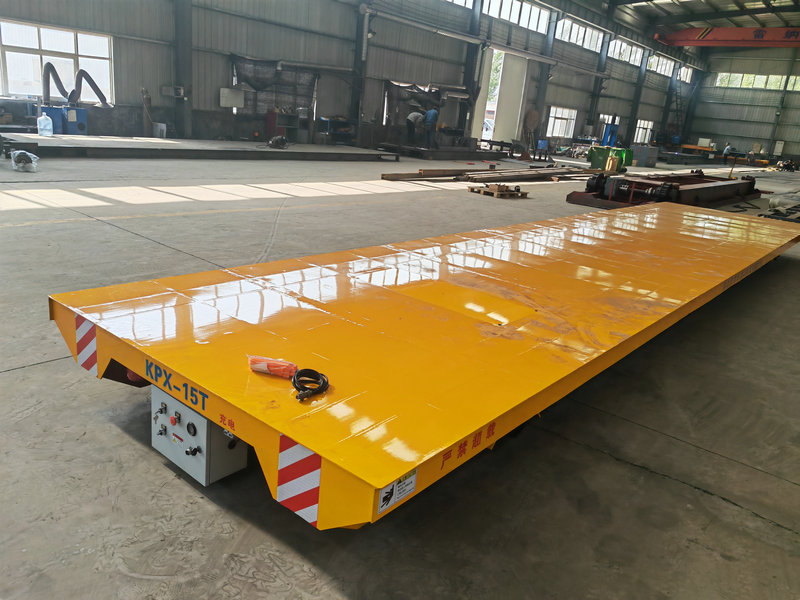 Trolley Pengangkutan Bahan Kereta Api