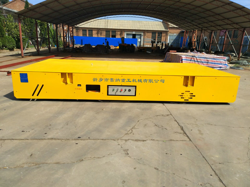 Baterai Powered Flat Pengangkutan Trolley