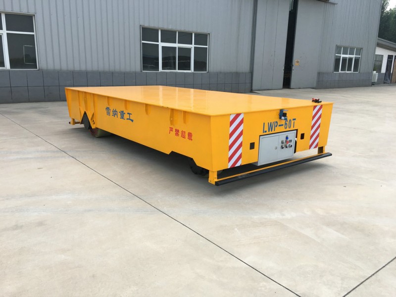 Penggerak Enjin 60T Elektrik Trackless Transfer Wagon